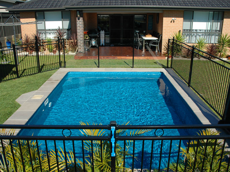 paving around inground pool